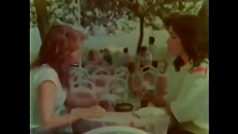 Vintage Török Feleségek Hármasban Salaim Day-El És Azu Okay-Jal